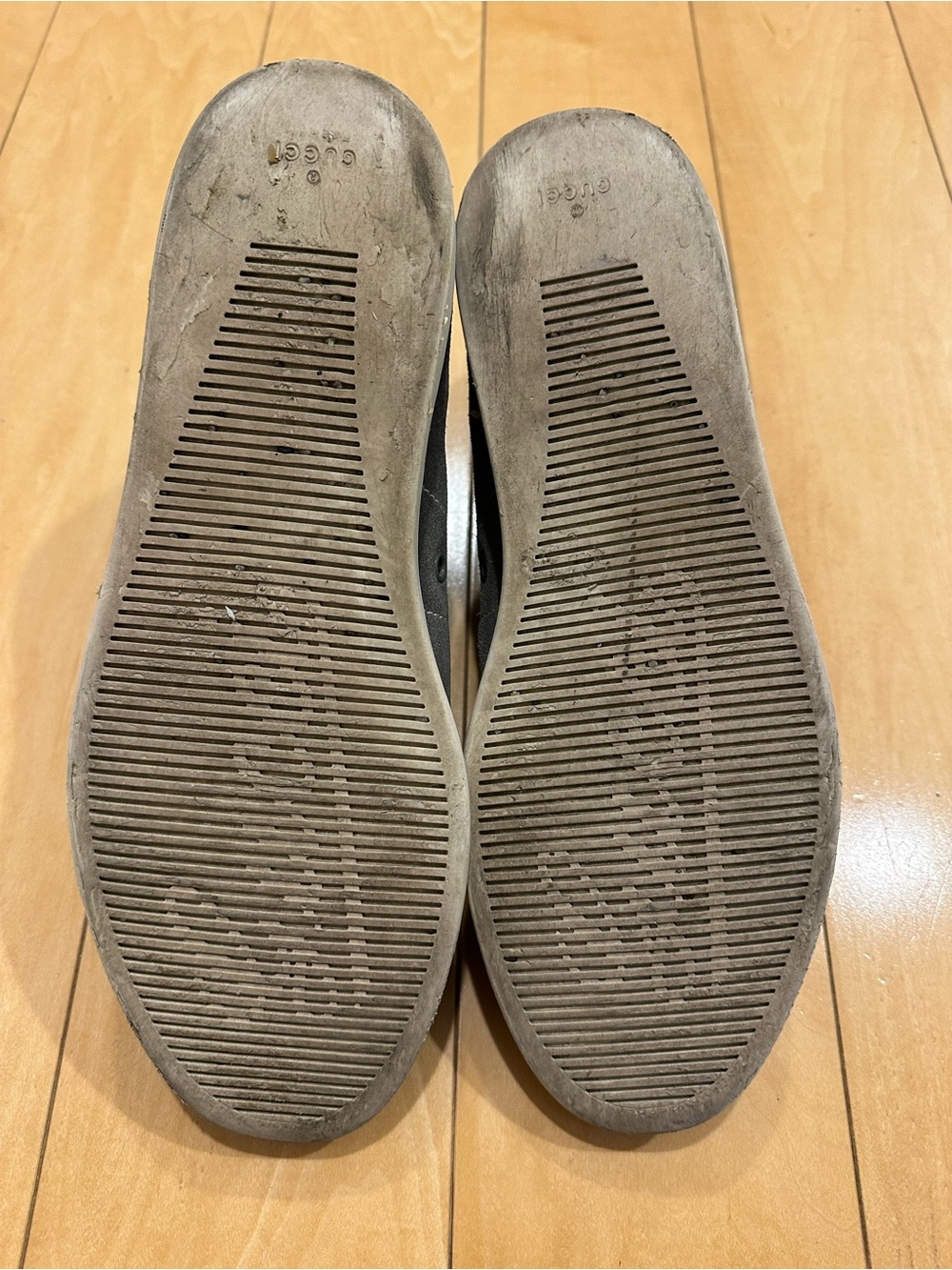 Vintage Gucci Men’s Gray Suede High-Top Sneakers - Picture 5 of 5